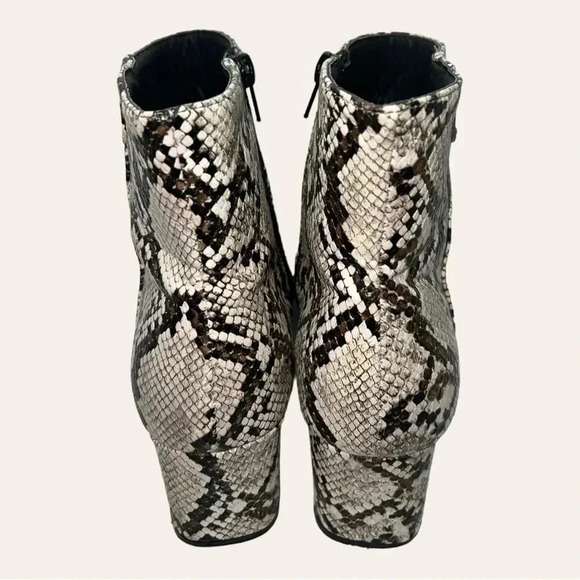 Women’s QUPID ANKLE BOOTIES FAUX SNAKE‎ SKIN SIZE 7.5 - Picture 7 of 15